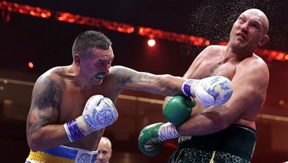 BELLEW: USYK WYGRA W REWANŻU KAŻDĄ RUNDĘ