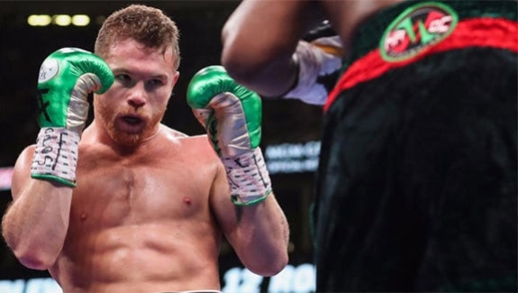 EUBANK BLISKO WALKI Z CANELO