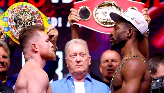 CANELO - SCULL: GODZINY ROZPOCZĘCIA WALK