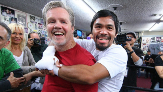 ROACH PRZYGOTUJE PACQUIAO DO POWROTU