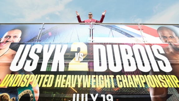 ZDJĘCIA. USYK I DUBOIS PRZYWITALI LONDYN