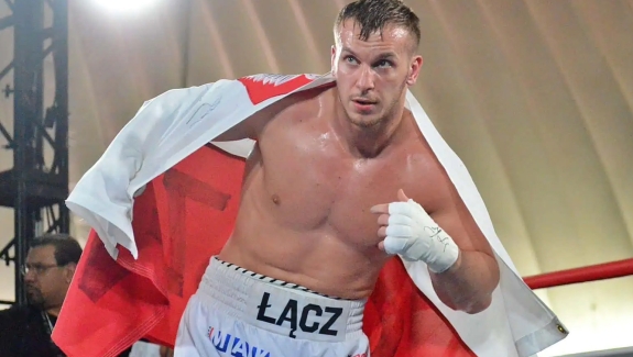 ŁĄCZ PEWNY SIEBIE PRZED ĆWIERĆFINAŁEM TURNIEJU WBC