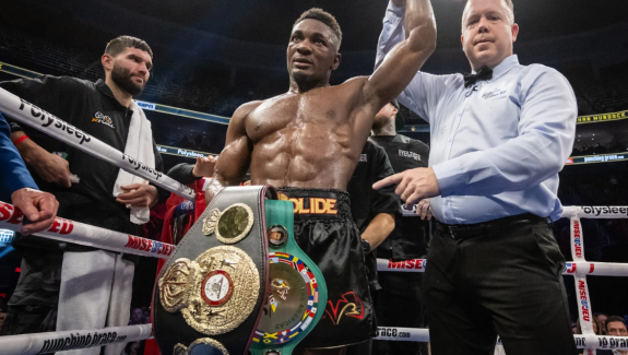CORAZ BLIŻEJ WALKI MBILLI - LESTER O WBC INTERIM