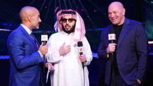 WHITE: W 2026 RUSZAM ZE SWOIM BOKSERSKIM SHOW