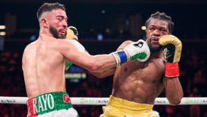 RUSSELL - HIRAOKA O PAS WBA NA UNDERCARDZIE PAUL - DAVIS