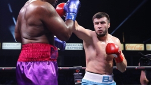 ŻAŁOŁOW WYGRYWA NA PUNKTY PO SŁABEJ WALCE, PORAŻKA KUZMINA