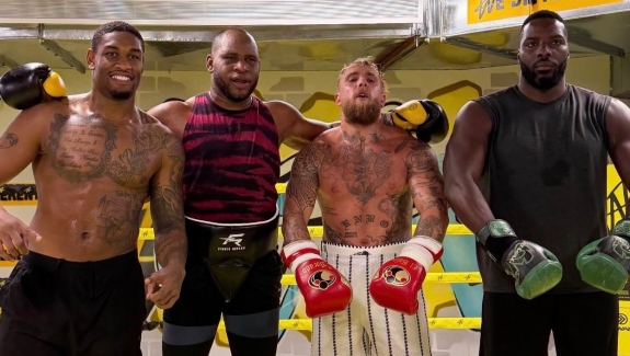 ZNAKOMICI SPARINGPARTNERZY JAKE'A PAULA