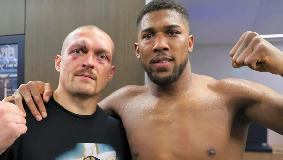 USYK ROZMAWIAŁ Z JOSHUĄ NA TEMAT POWROTU NA RING