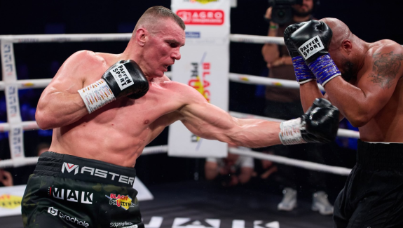 RANKING IBF: SPADEK MASTERA, CZERKASZYN BEZ ZMIAN