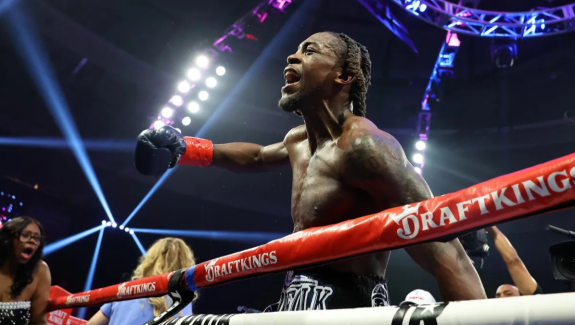 DAVIS - ALBRIGHT II NA OTWARCIE WSPÓŁPRACY TOP RANK Z DAZN